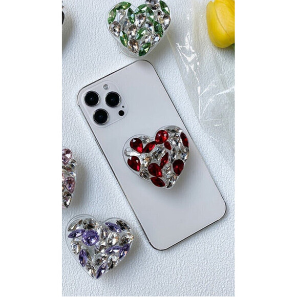 Heart Shaped Phone Grip In Red - Picture 1 of 4